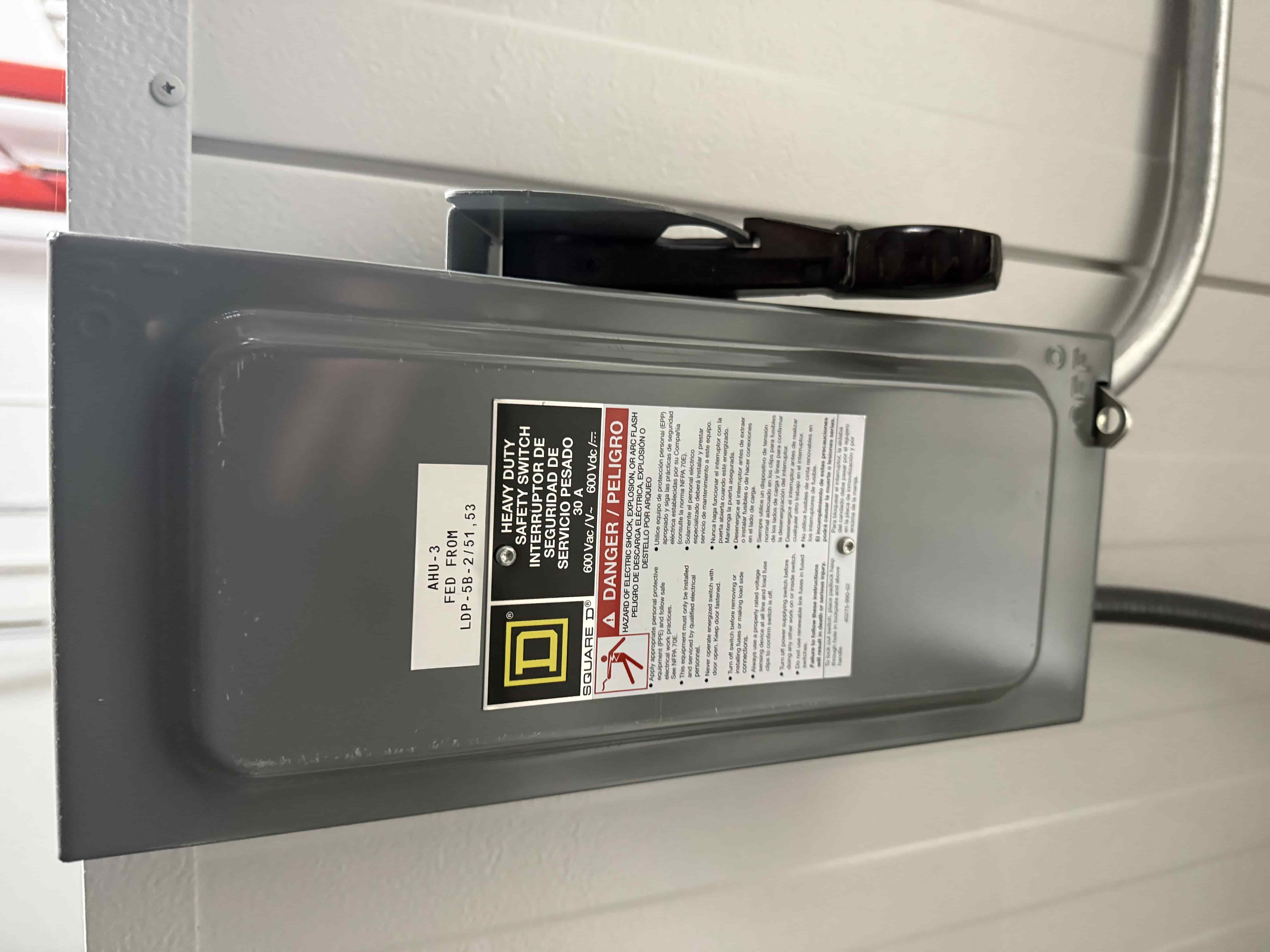 Daikin RX22RMVJU9A Heat Pump Outdoor Unit with Square D Disconnect