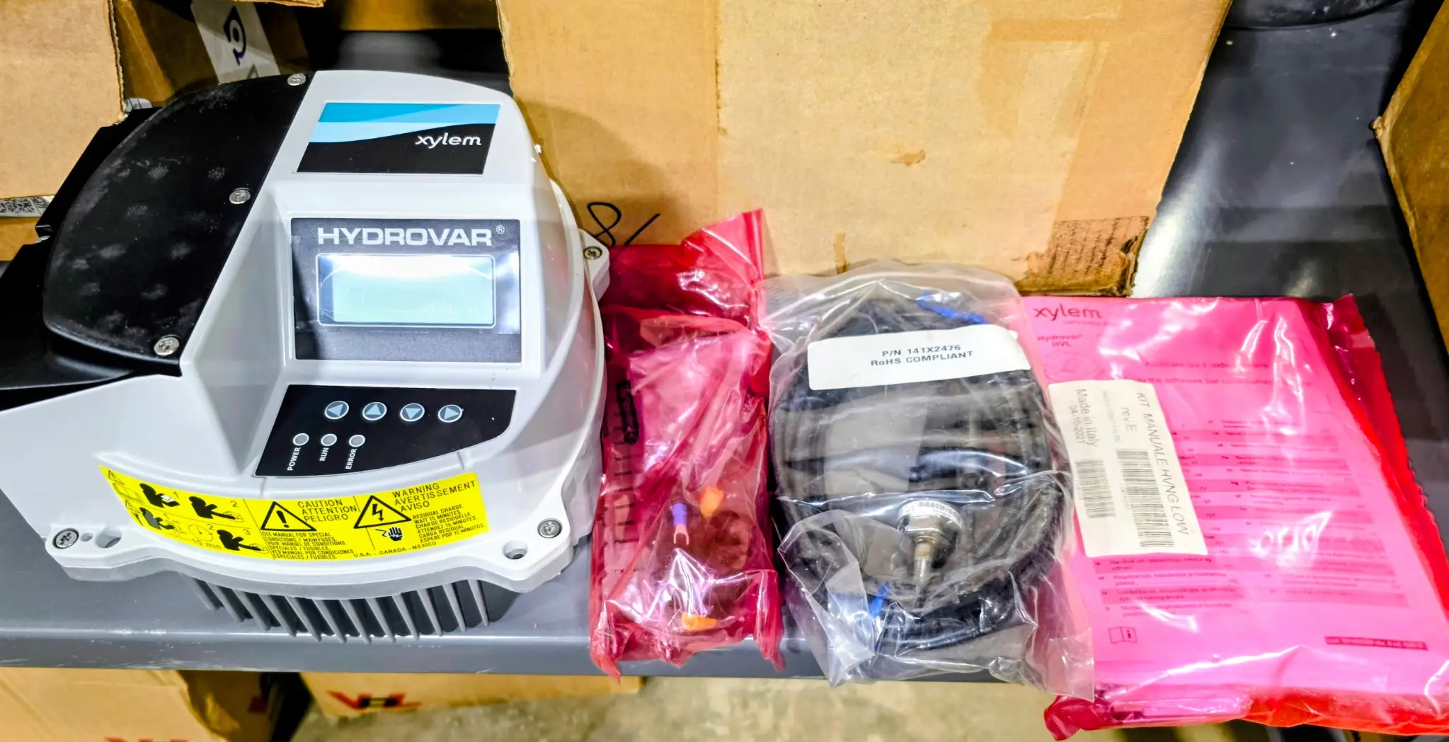 Xylem Hydrovar HVL4.015-A0010 Variable Speed Pump Controller (1.5 kW / 2.0 HP, 3-Phase 380-460V) with Accessories