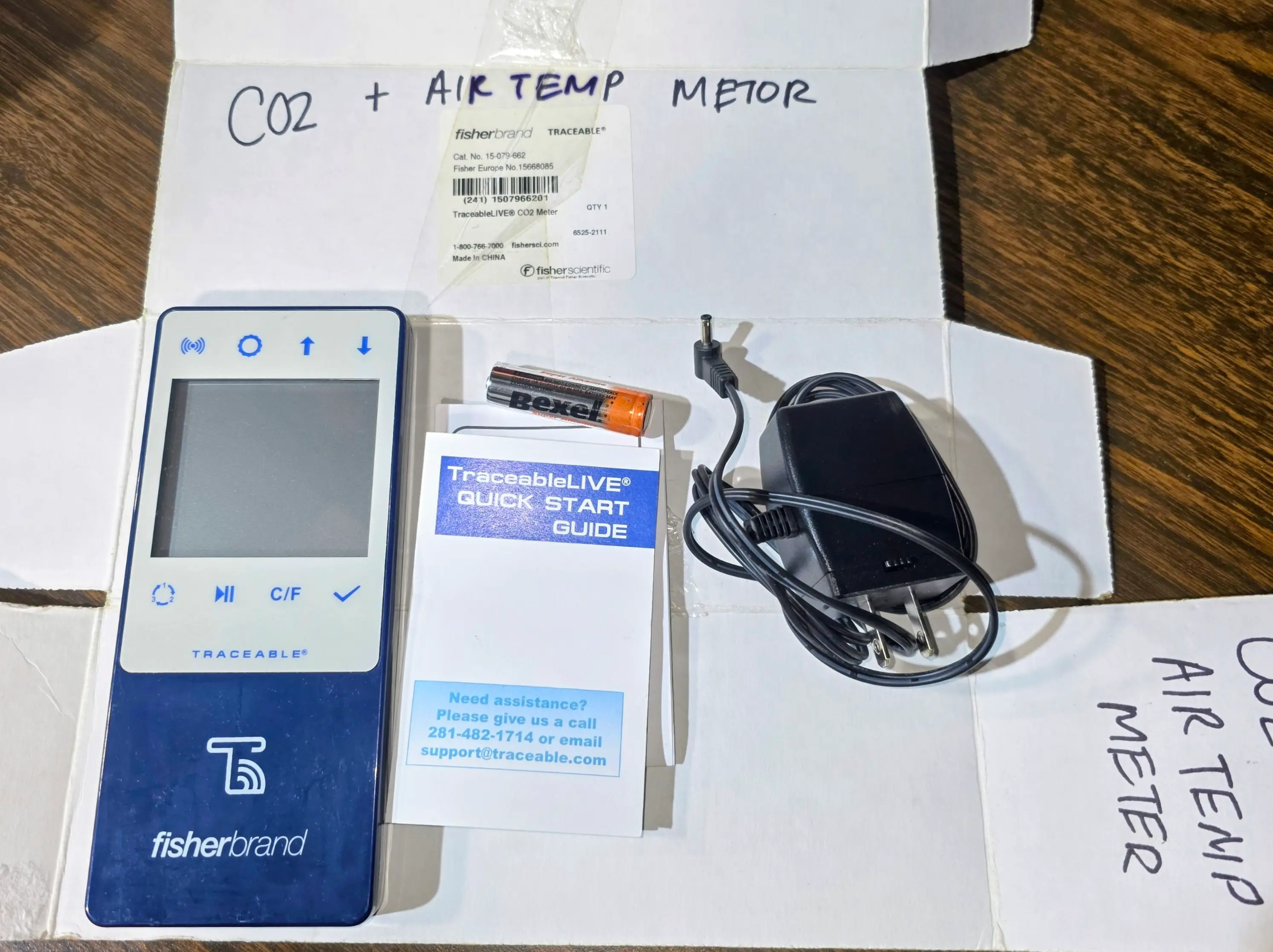 Fisherbrand TraceableLIVE WiFi Datalogging CO2/Temperature/Humidity Meter (Model 6525/6, Cat. No. 15-079-662)