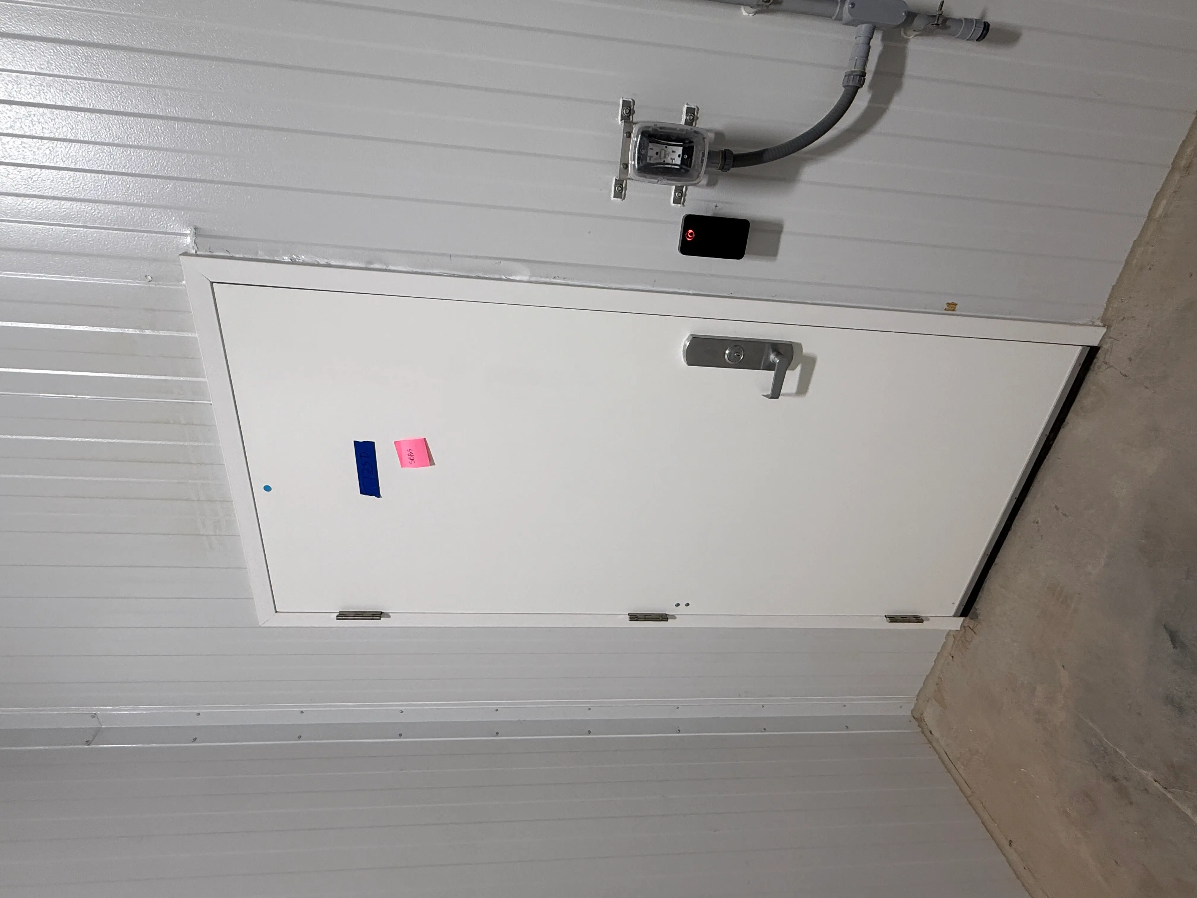 SB465: Commercial Insulated Personnel Door with Panic Bar