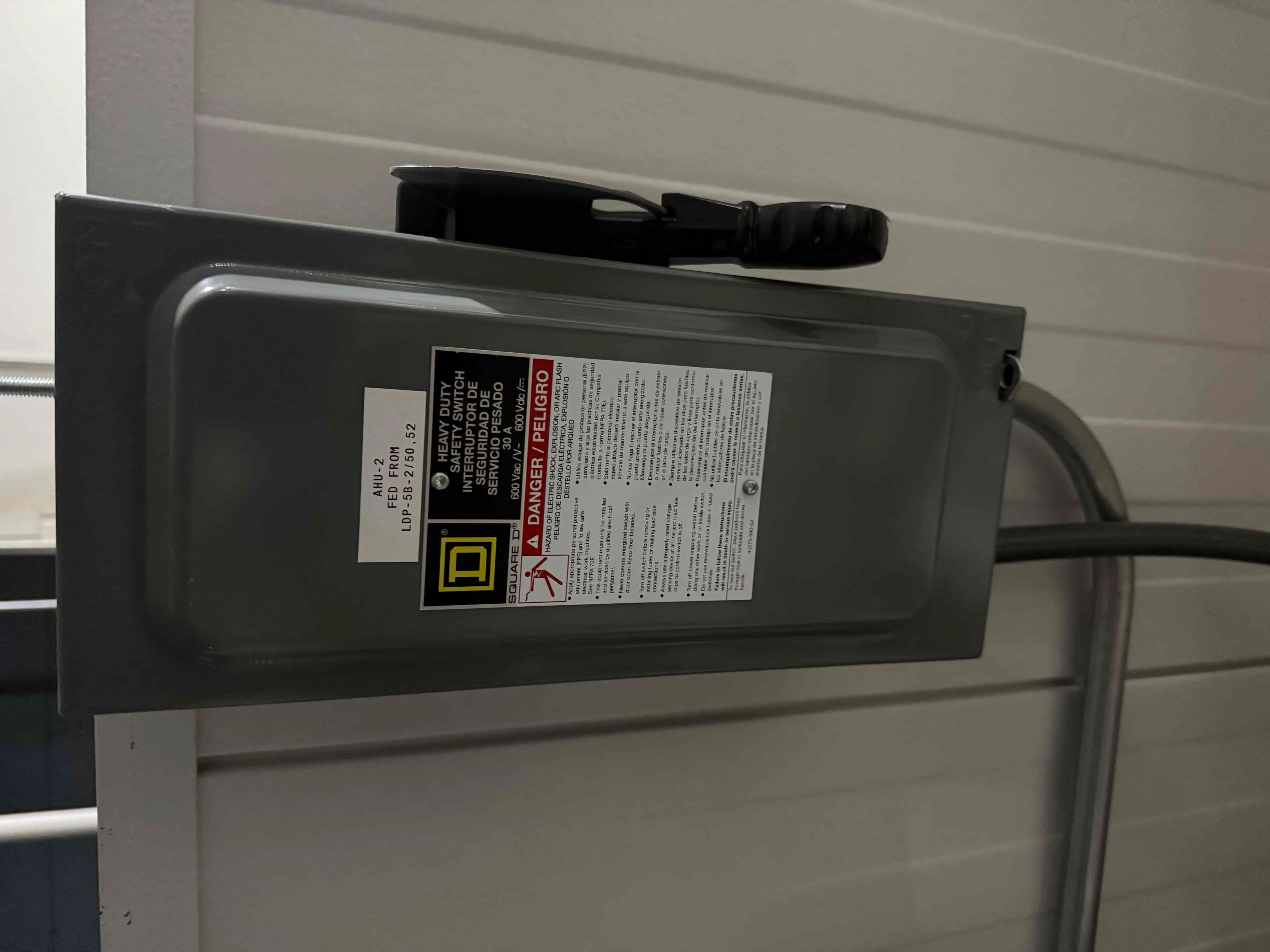 Daikin RX12RMVJU9A Heat Pump Outdoor Unit with Square D Disconnect