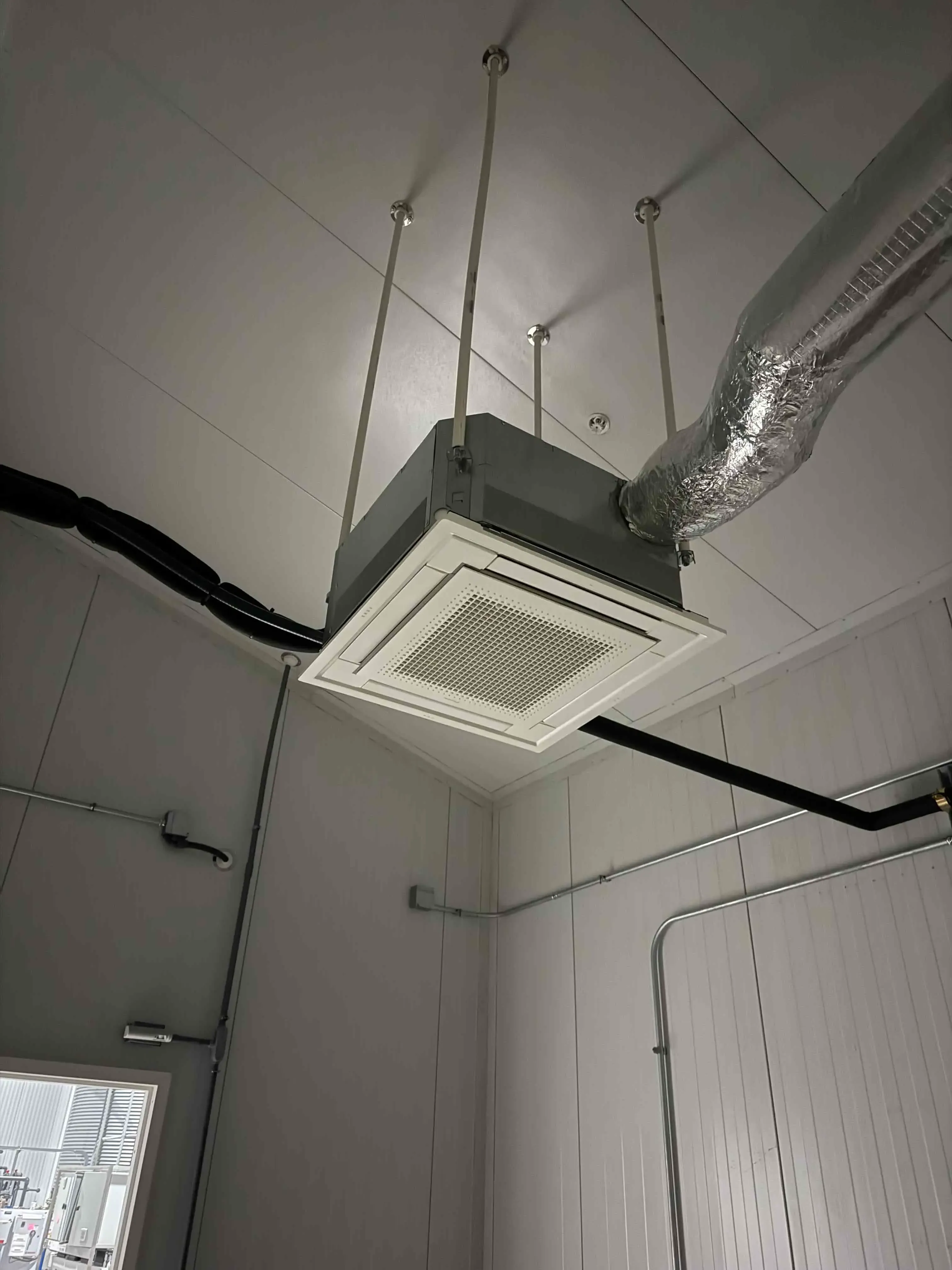 Daikin FFQ Series Ceiling Cassette Indoor Air Conditioner Unit