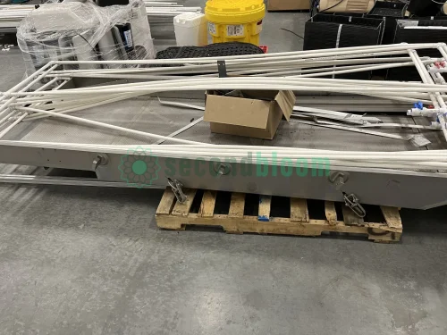 AEROFARMS LOT 66 - Vibrating Table Accessory for Heinzen Microgreen Harvester