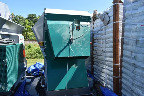 Used Mayer Soil Hopper EB 2019: Compact, Mobile, and Versatile for Advanced Horticulture Needs - Located in Southeast Florida - Image 3