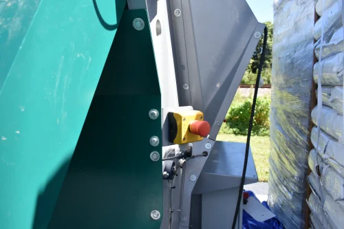 Used Mayer Soil Hopper EB 2019: Compact, Mobile, and Versatile for Advanced Horticulture Needs - Located in Southeast Florida - Image 9