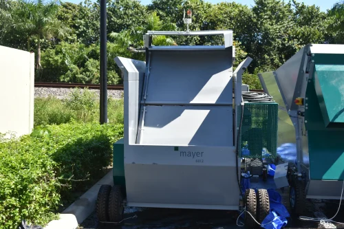 Used Mayer Soil Hopper EB 2019: Compact, Mobile, and Versatile for Advanced Horticulture Needs - Located in Southeast Florida - Image 21