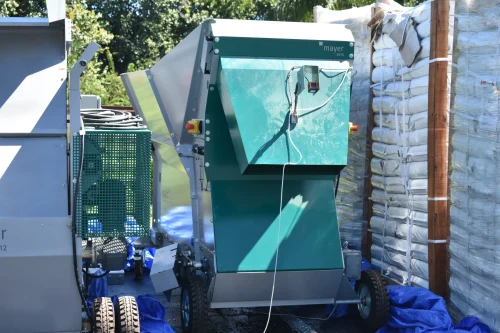 Used Mayer Soil Hopper EB 2019: Compact, Mobile, and Versatile for Advanced Horticulture Needs - Located in Southeast Florida - Image 22