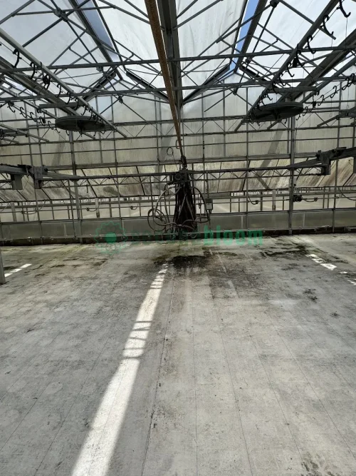 Far view of the 21' Cherry Creek Systems Control Tower Watering Boom System in GH28 Starting Area Bay 11 at SecondBloom Auctions.