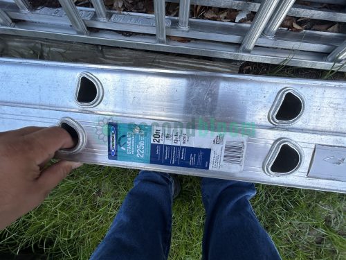 Werner D1220-2 20-foot aluminum extension ladder, suitable for residential and professional use