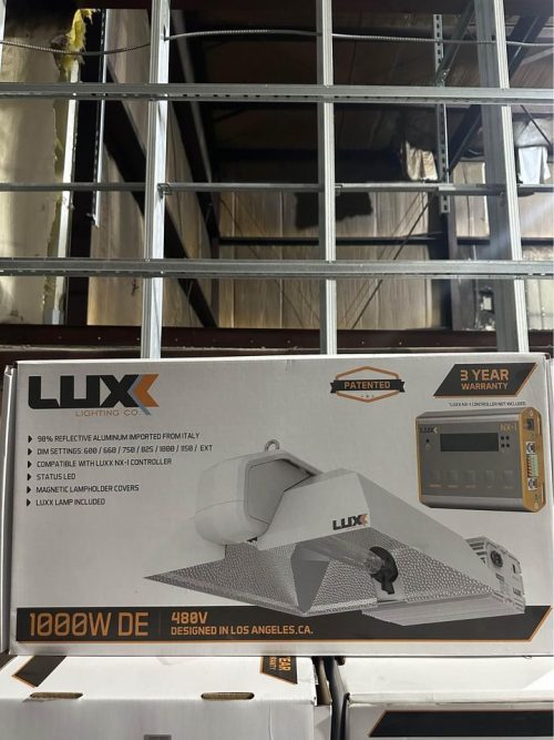 LUXX DE 1000W Grow Light Reflector and Controller Display Box