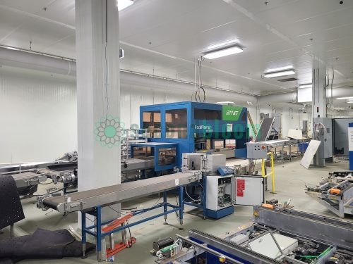 TTA PackPlanter Wireless multi-head transplanting system with feeding conveyor and output collection system